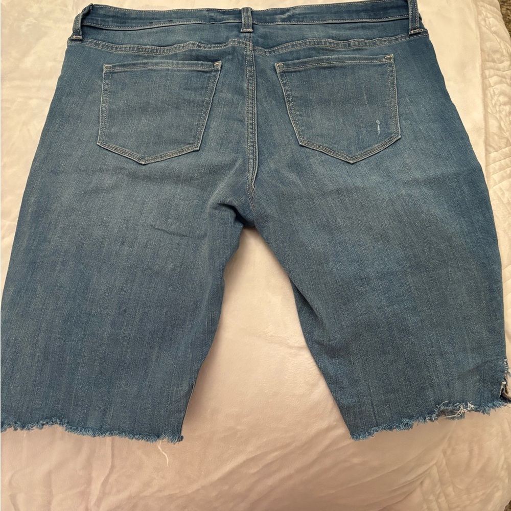 Distressed Denim Shorts - Picture 3 of 4